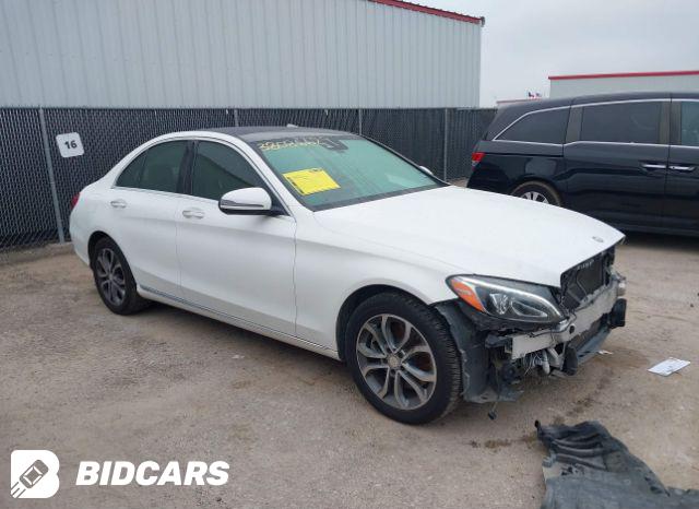 Mercedes-Benz C 300 2017, VIN 55SWF4JB5HU223601, 4/6