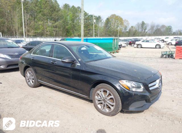 Mercedes-Benz C 300 2017, VIN 55SWF4JB6HU188700, 2/5