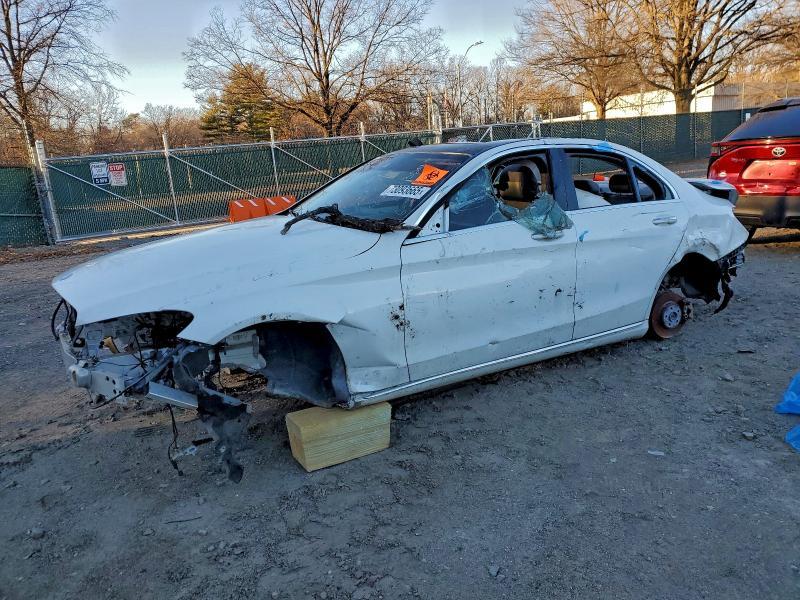 Mercedes-Benz C-Class 2017, VIN 55SWF4JB9HU222046, 7/11