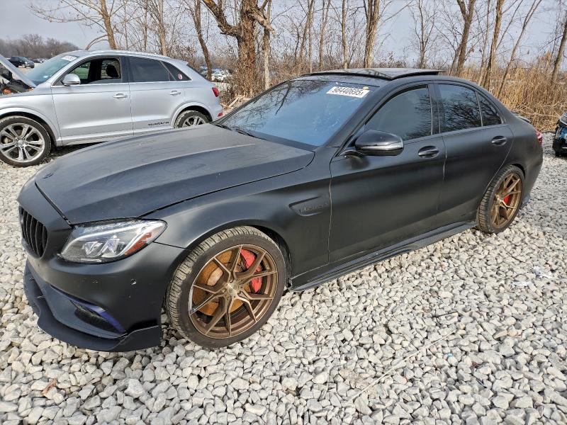 Mercedes-Benz C-Class 2016, VIN 55SWF4KB2GU111805, 2/5