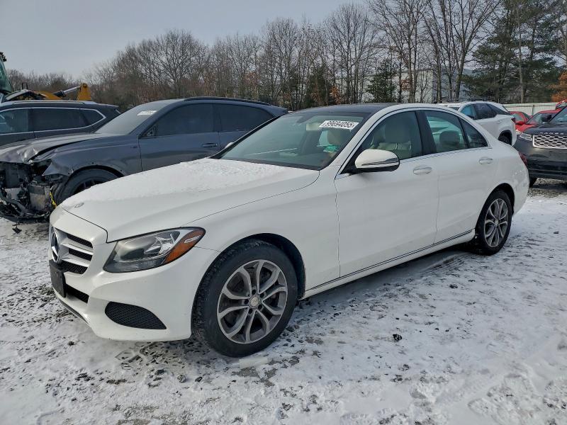 Mercedes-Benz C-Class 2016, VIN 55SWF4KB2GU111805, 4/5