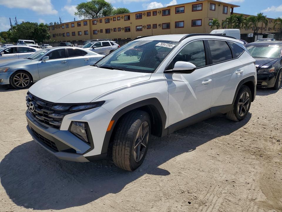 Hyundai Tucson 2025, VIN 5NMJCCDE3SH584268, 3/5