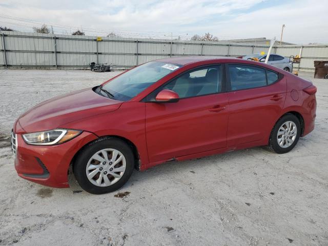 Hyundai Elantra 2017, VIN 5NPD84LF6HH181833, 2/5