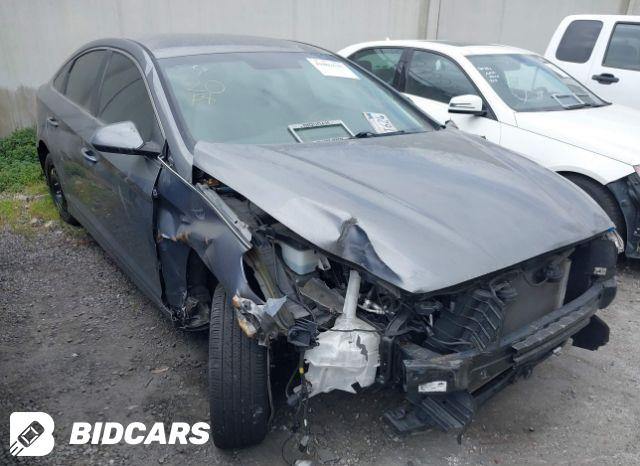 Hyundai Sonata 2019, VIN 5NPE34AF1KH811769, 1/5