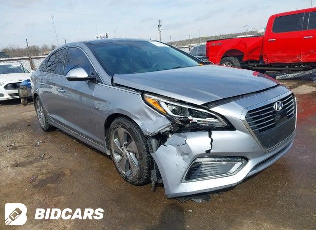 Hyundai Sonata 2017, VIN 5NPE34AF4HH547729, 2/5