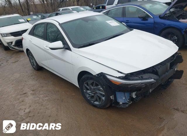 Hyundai Elantra 2023, VIN 5NPLP4AG1PH117210, 2/5