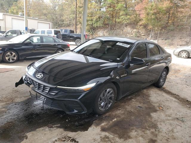 Hyundai Elantra 2023, VIN 5NPLS4AG5PH113708, 2/5