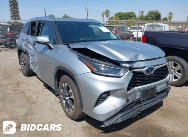 Toyota Highlander 2021, VIN 5TDBZRBH0MS069442, 4/5