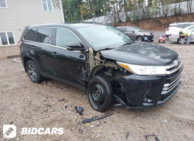 Toyota Highlander 2018, VIN 5TDBZRFH6JS877753, 5/5