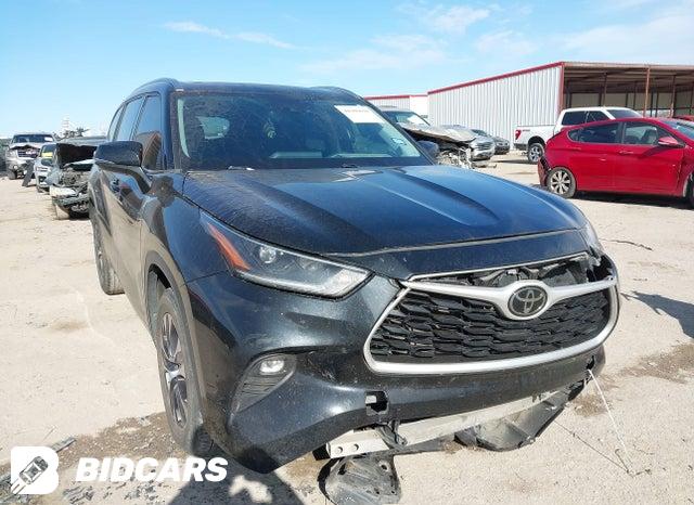Toyota Highlander 2021, VIN 5TDDBRCH6MS016921, 1/5