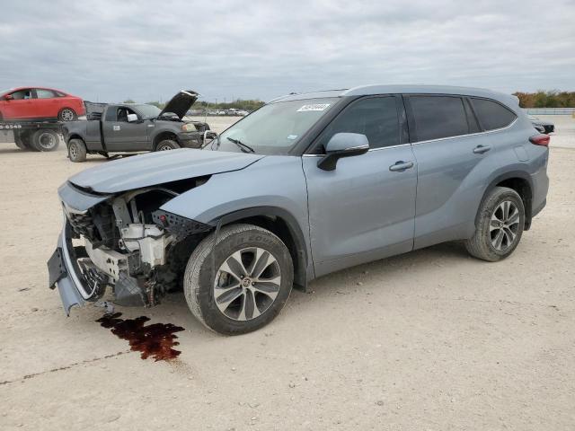 Toyota Highlander 2021, VIN 5TDDBRCH6MS016921, 4/5