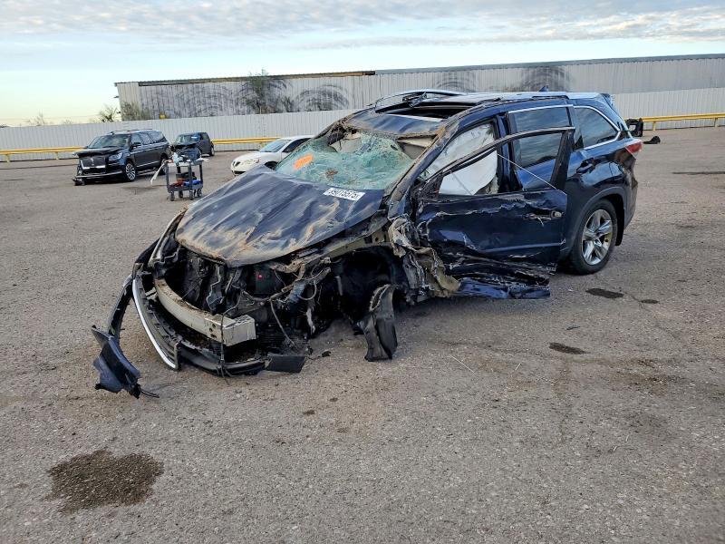 Toyota Highlander 2015, VIN 5TDDKRFHXFS151866, 5/5