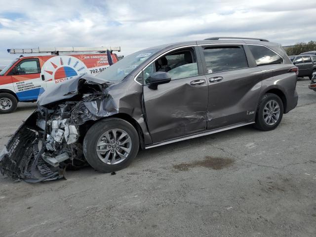 Toyota Sienna 2022, VIN 5TDDRKEC2NS127701, 4/7