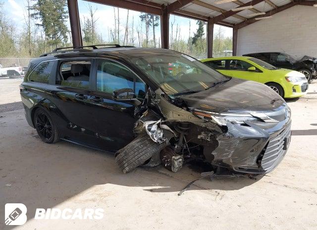 Toyota Sienna 2022, VIN 5TDDSKFC0NS052984, 3/5