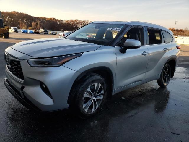 Toyota Highlander 2021, VIN 5TDGARAH7MS507663, 1/11
