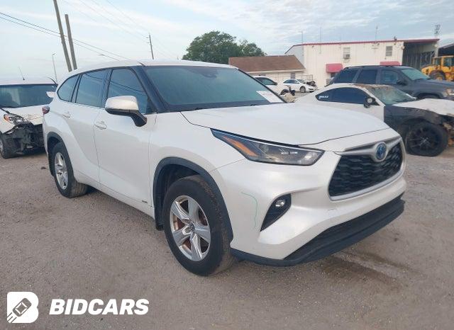 Toyota Highlander 2021, VIN 5TDGBRCH3MS528097, 1/5
