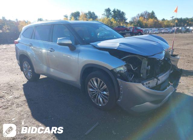 Toyota Highlander 2021, VIN 5TDGBRCH5MS528621, 1/5