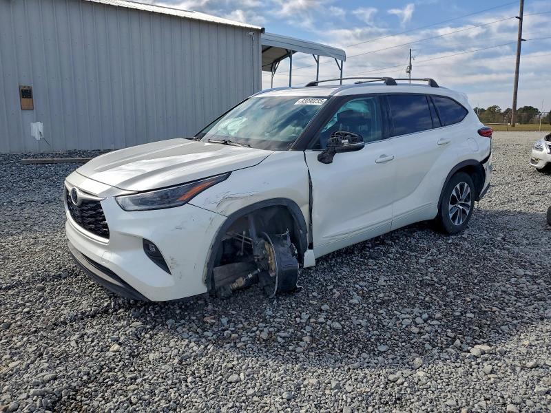Toyota Highlander 2021, VIN 5TDHBRCH0MS048359, 9/11