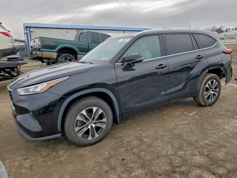 Toyota Highlander 2021, VIN 5TDHBRCH1MS033319, 1/5