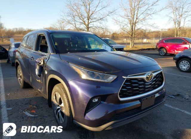 Toyota Highlander 2021, VIN 5TDHBRCH1MS033319, 3/5