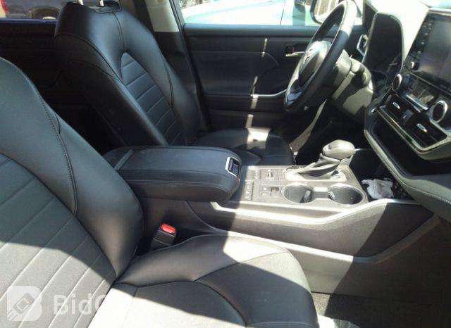 Toyota Highlander 2022, VIN 5TDHZRBH6NS210705, 5/21