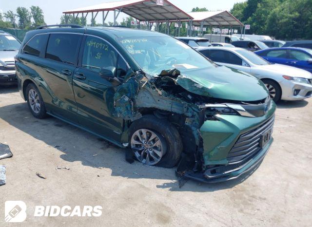 Toyota Sienna 2022, VIN 5TDJRKEC9NS109179, 10/11