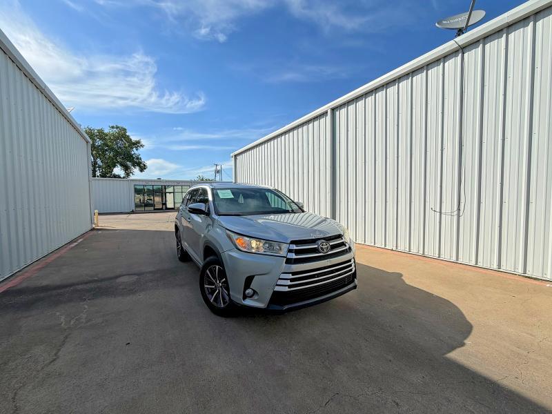 Toyota Highlander 2017, VIN 5TDJZRFH4HS483089, 5/6