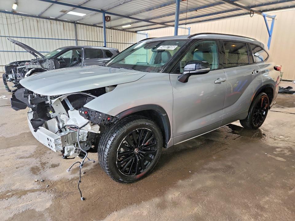Toyota Highlander 2025, VIN 5TDKBRCH0SS655221, 4/11