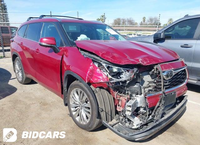 Toyota Highlander 2025, VIN 5TDKBRCH4SS673883, 8/11