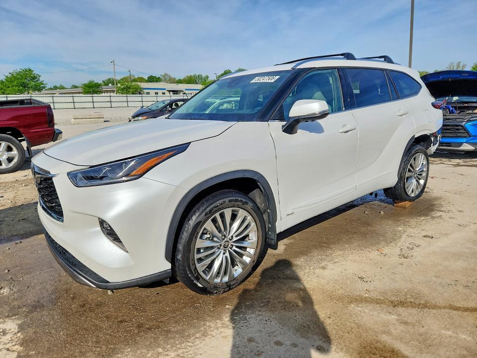 Toyota Highlander 2025, VIN 5TDKBRCH4SS673883, 11/11