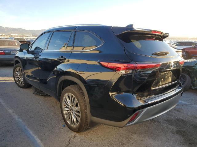 Toyota Highlander 2023, VIN 5TDKDRAH6PS505408, 2/5