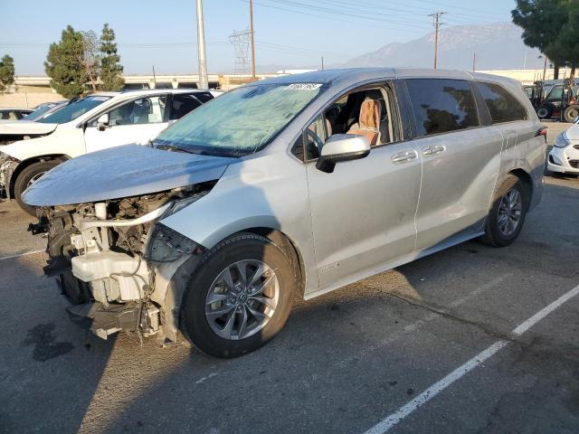 Toyota Sienna 2022, VIN 5TDKRKEC5NS135587, 7/11