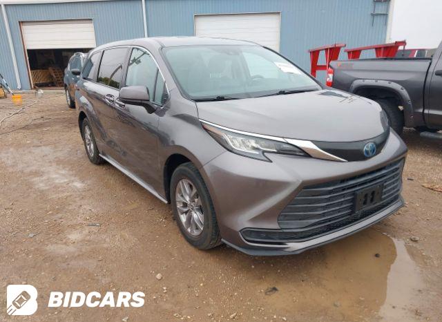 Toyota Sienna 2022, VIN 5TDKRKEC5NS135587, 10/11