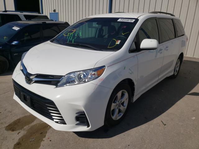 Toyota Sienna 2020, VIN 5TDKZ3DC6LS024227, 2/5
