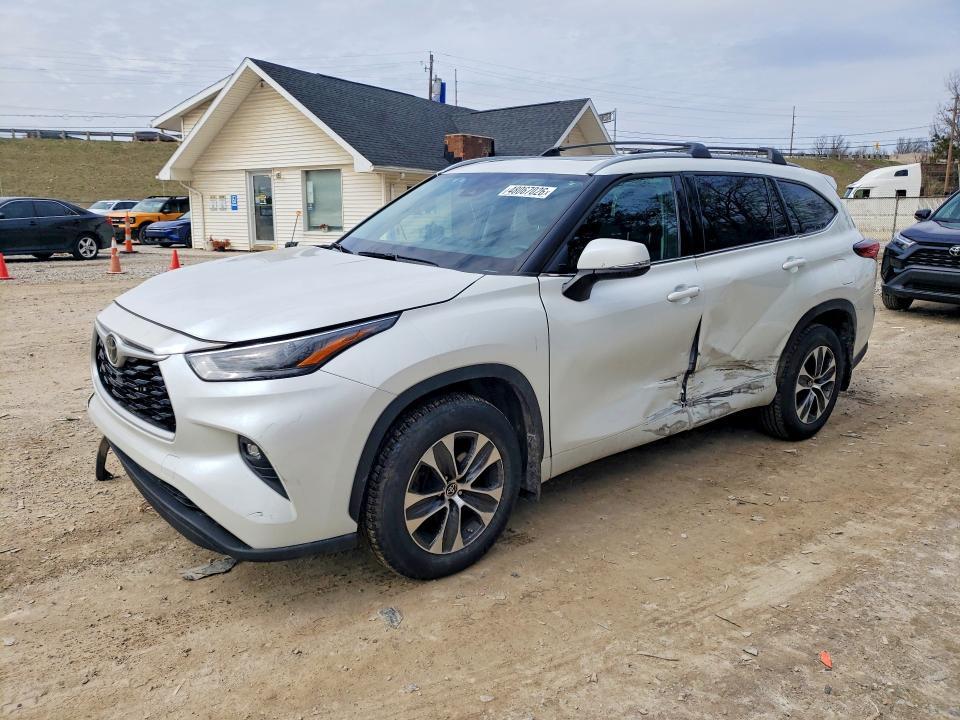 Toyota Highlander 2023, VIN 5TDXBRCH9PS564297, 3/5