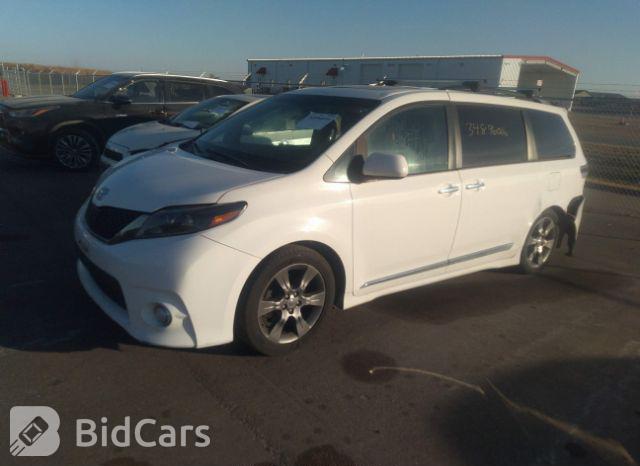 Toyota Sienna 2015, VIN 5TDXK3DC4FS683177, 2/20