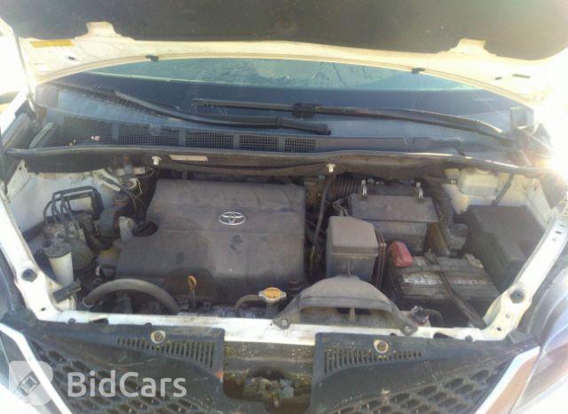 Toyota Sienna 2015, VIN 5TDXK3DC4FS683177, 10/20