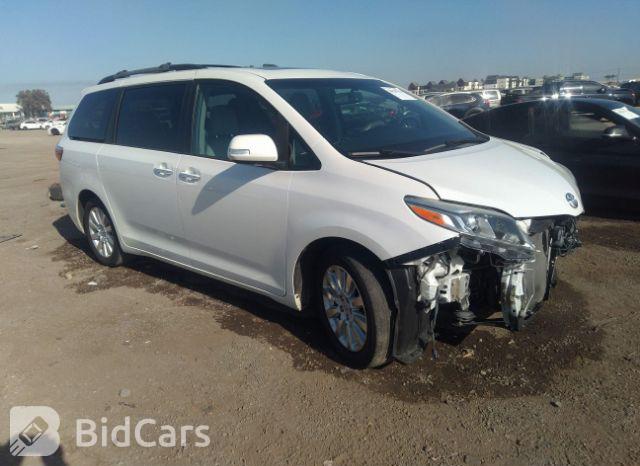 Toyota Sienna 2015, VIN 5TDXK3DC4FS683177, 13/20