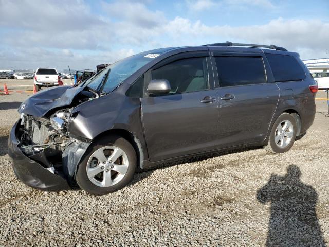 Toyota Sienna 2016, VIN 5TDXK3DC9GS727823, 1/5