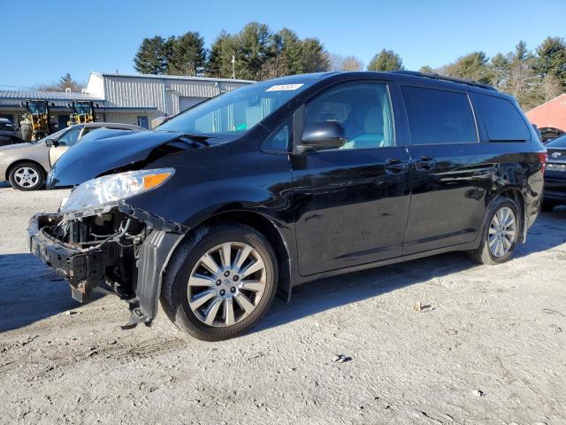 Toyota Sienna 2016, VIN 5TDXK3DC9GS727823, 2/5