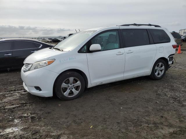 Toyota Sienna 2016, VIN 5TDXK3DC9GS727823, 5/5