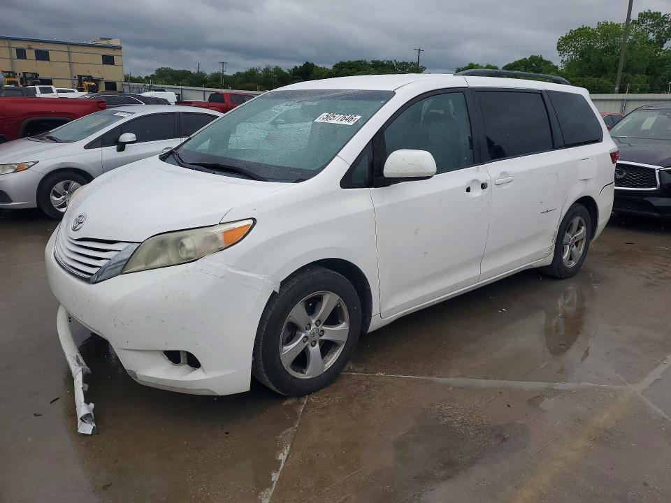 Toyota Sienna 2015, VIN 5TDYK3DC5FS663220, 5/5