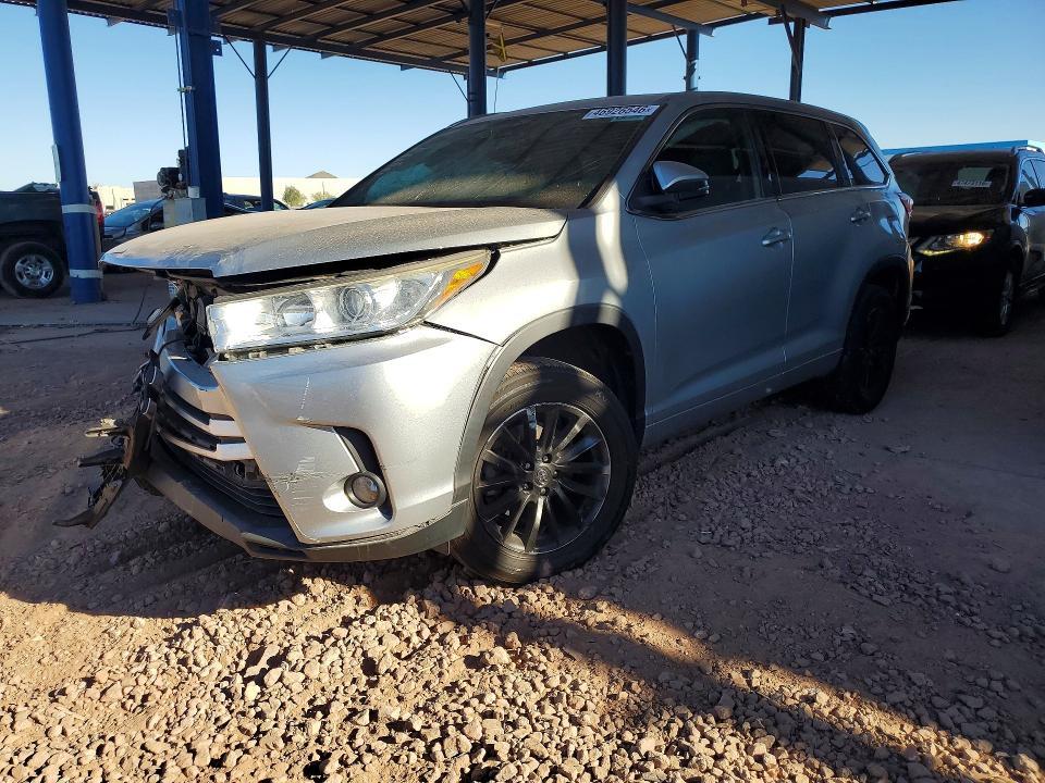 Toyota Highlander 2019, VIN 5TDZARFH3KS060246, 3/5