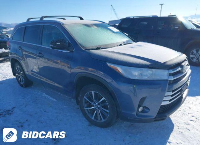 Toyota Highlander 2017, VIN 5TDZARFH5HS028648, 2/9