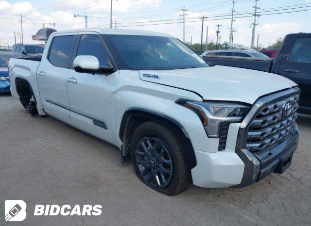 Toyota Tundra Hybrid 2024, VIN 5TFJC5DB5RX073633, 2/11