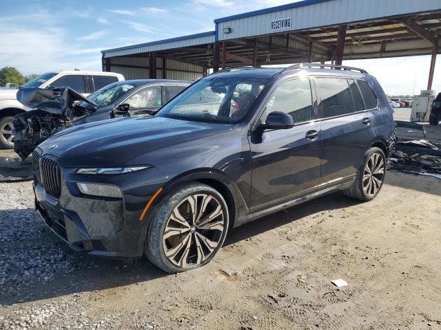 BMW X7 2024, VIN 5UX23EM0XR9V63992, 2/5