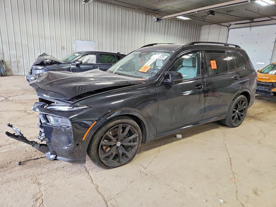 BMW X7 2022, VIN 5UXCW2C02N9J84393, 2/5