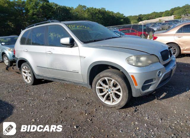 BMW X5 2014, VIN 5UXKR0C50E0K44503, 2/5
