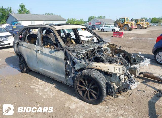 BMW X5 2018, VIN 5UXKR0C55JL074597, 3/5