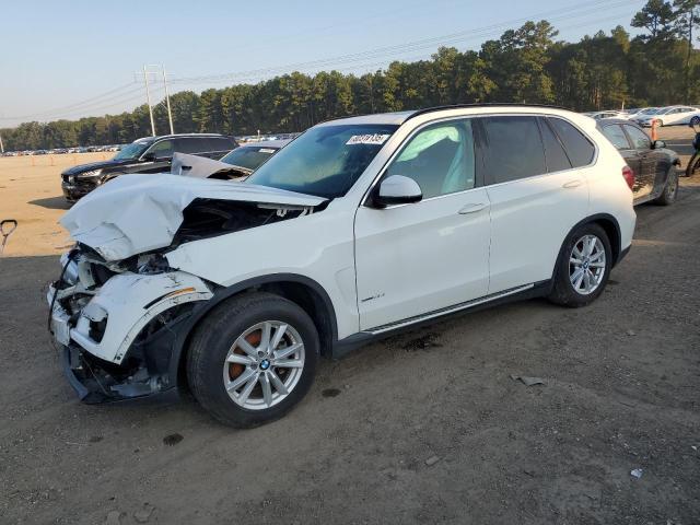 BMW X5 2015, VIN 5UXKR0C57F0P14009, 4/5